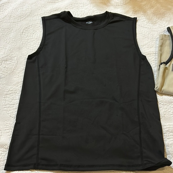 Compression Men’s Workout  shirts. Bundle. S/M. NEW - Picture 7 of 10